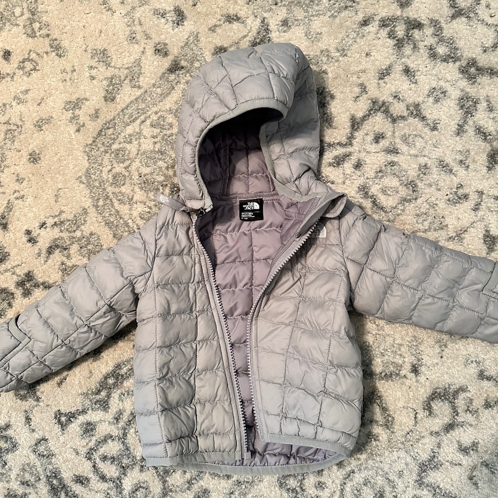 North Face infant Thermoball jacket